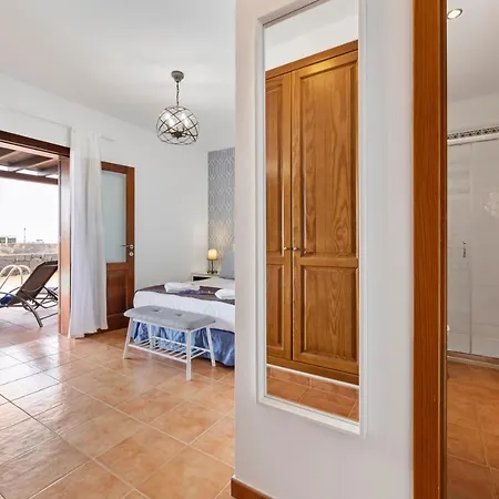 Lanzarote 3 Islas - Pool Heated Βίλα